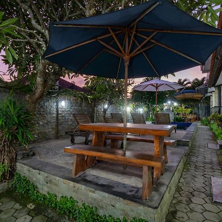 Widia Homestay Nusa Lembongan Екстер'єр фото