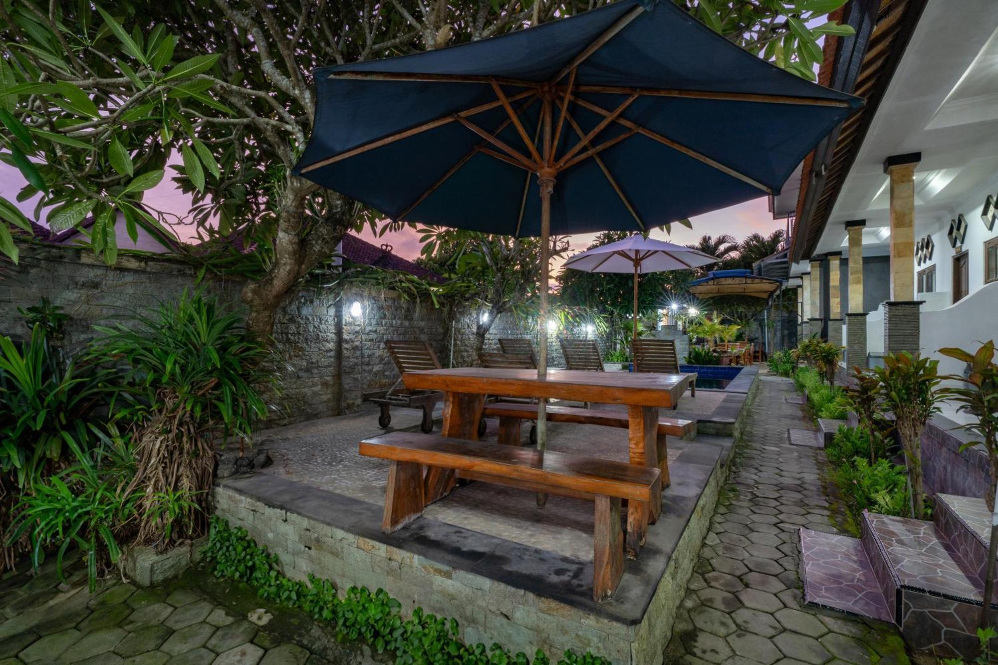 Widia Homestay Nusa Lembongan Екстер'єр фото