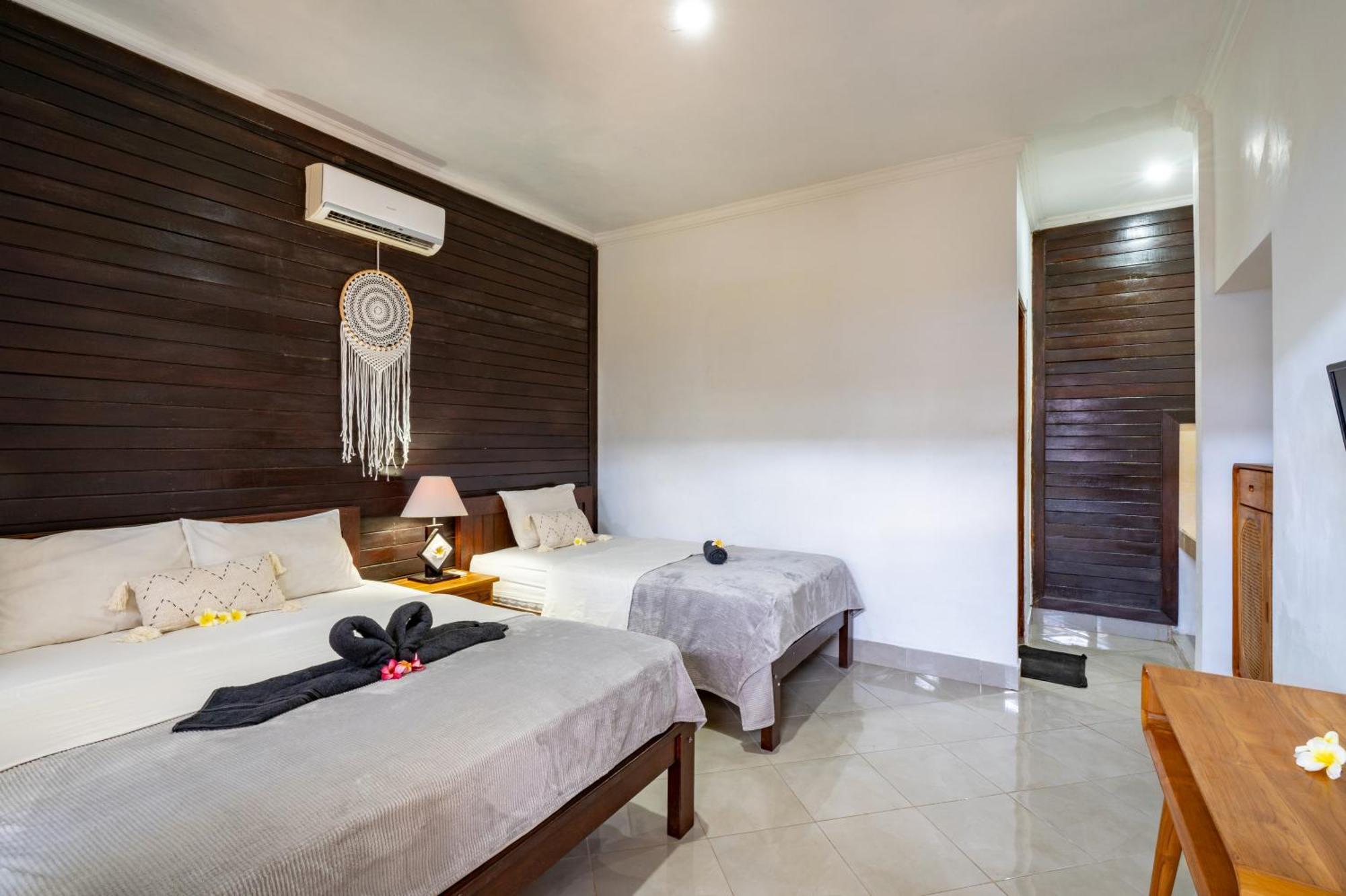 Widia Homestay Nusa Lembongan Екстер'єр фото