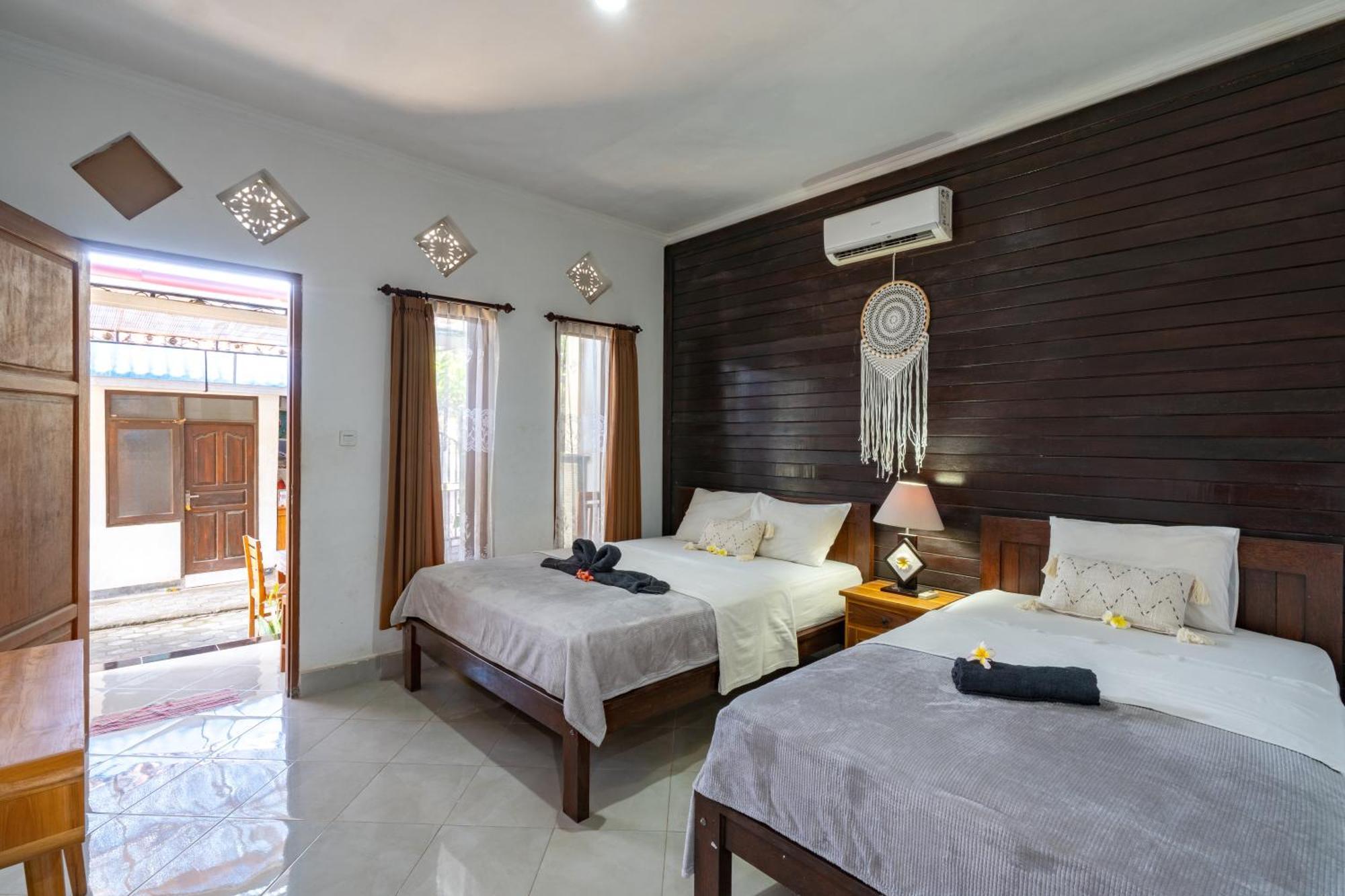 Widia Homestay Nusa Lembongan Екстер'єр фото